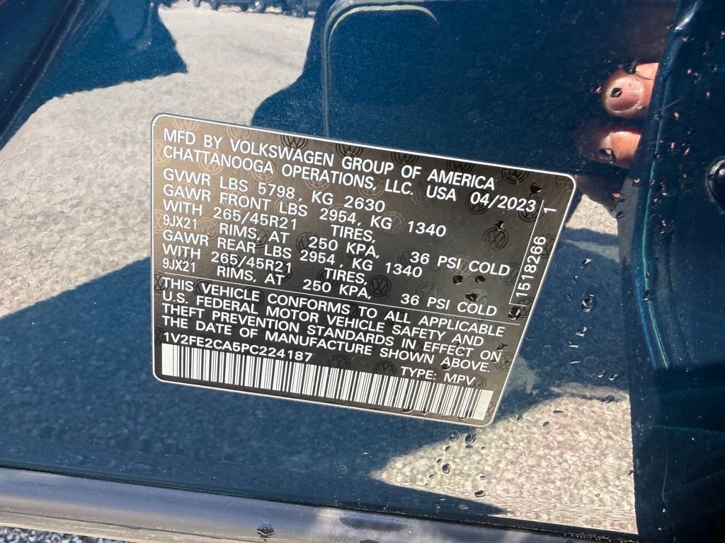 Used 2023 Volkswagen Atlas Cross Sport SEL Premium R-Line image 29