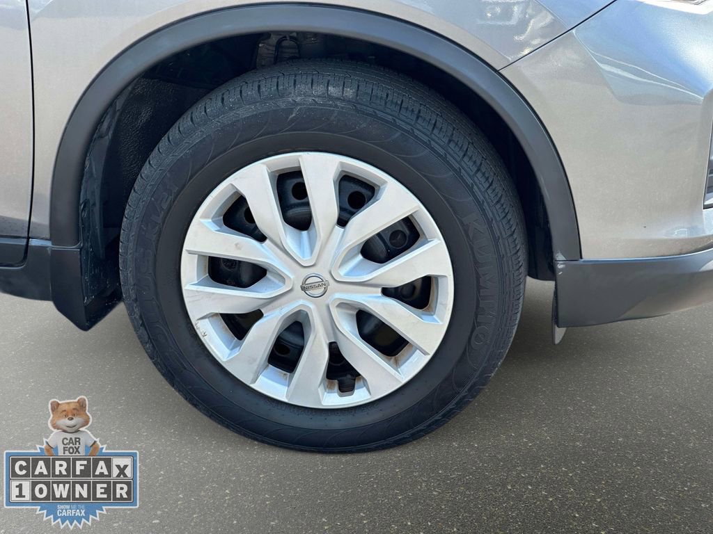 Used 2018 Nissan Rogue S image 9
