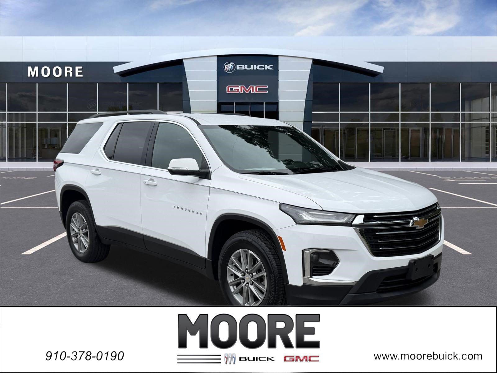 Used 2023 Chevrolet Traverse LT