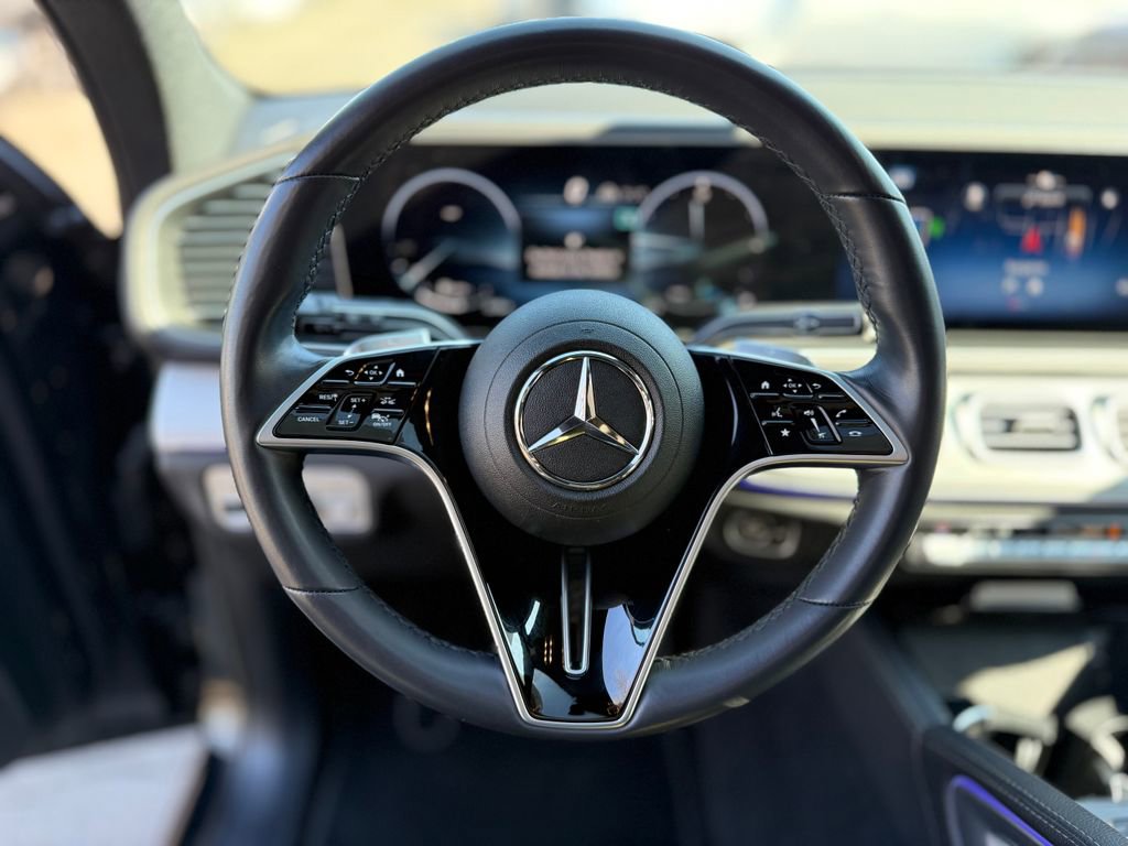 Used 2025 Mercedes-Benz GLE 350 4MATIC image 6