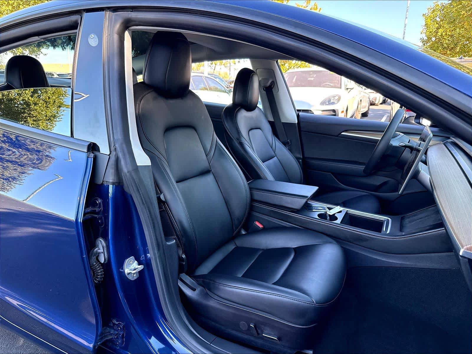 Used 2021 Tesla Model 3 Long Range AWD/4WD image 30