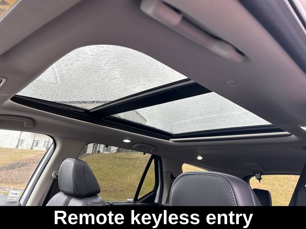 Used 2024 Honda Pilot Touring image 18