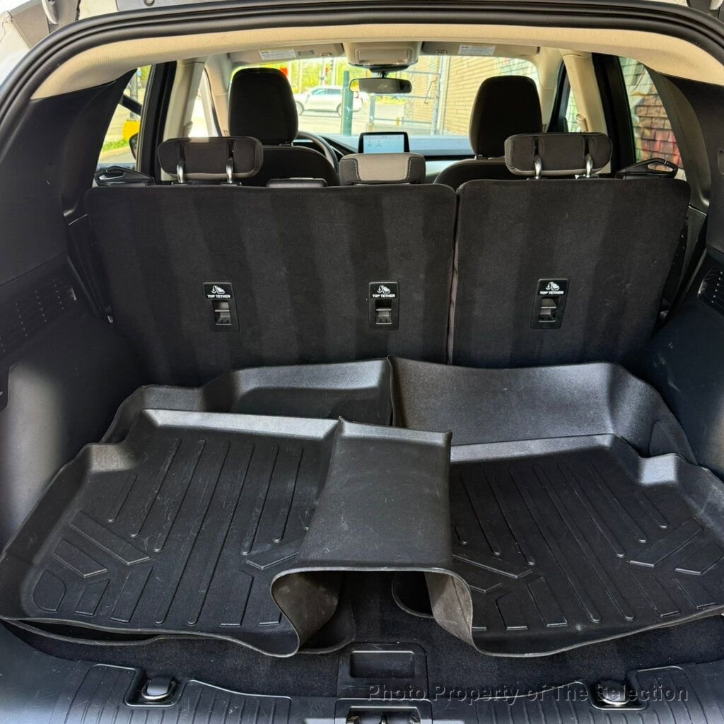 Used 2020 Ford Escape SE image 43