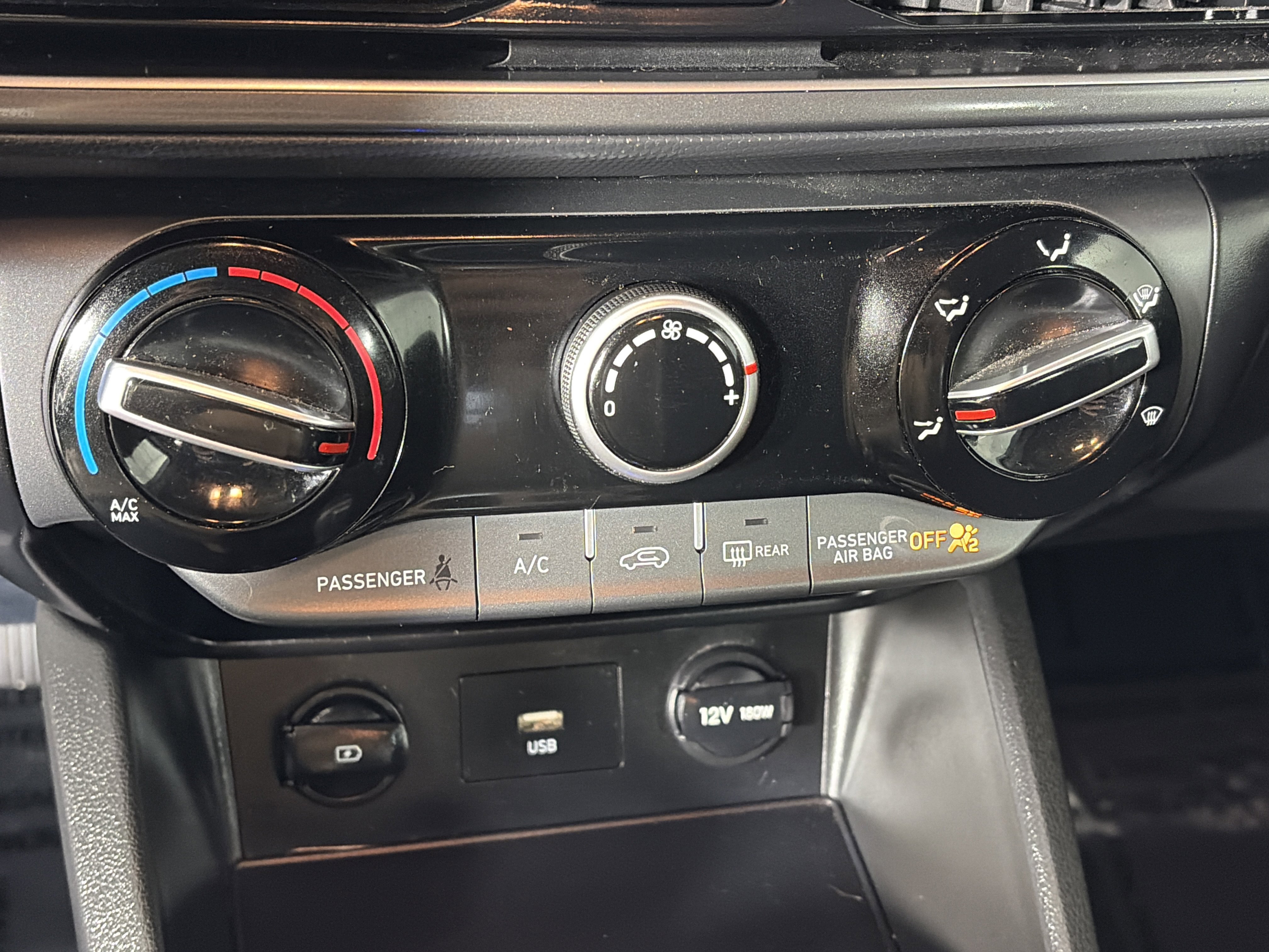 Used 2023 Hyundai Kona SEL image 20