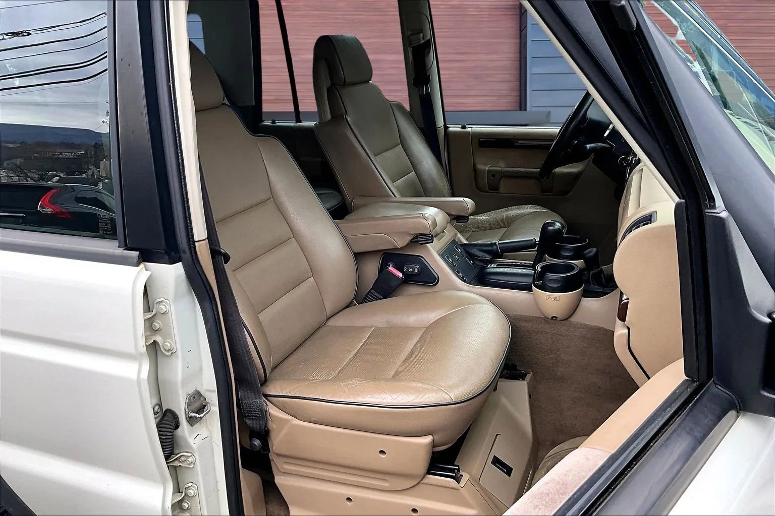 Used 1999 Land Rover Discovery Series II image 6