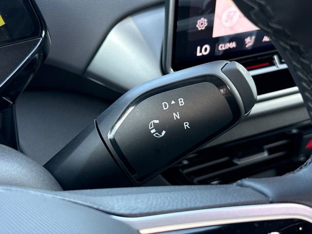 New 2026 Volkswagen ID.4 Pro image 31