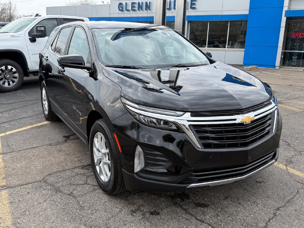 Certified 2024 Chevrolet Equinox LT w/ LPO, Floor Liner Package FWD image 8