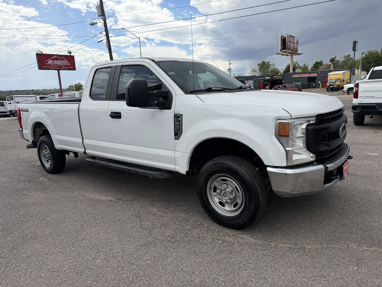 Used 2021 Ford F250 XL w/ Power Equipment Group AWD/4WD image 2