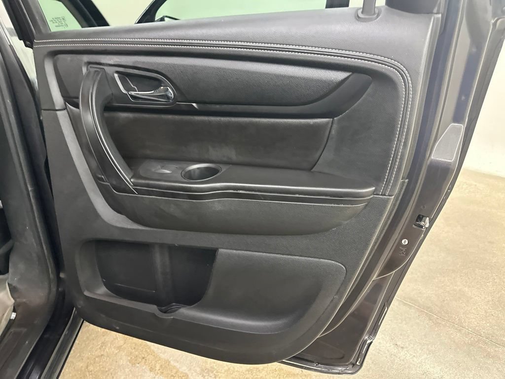 Used 2017 Chevrolet Traverse LT AWD/4WD image 19