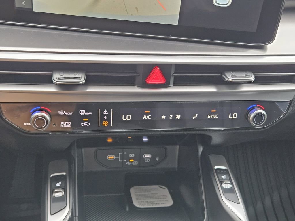 New 2026 Kia Sorento EX FWD image 16