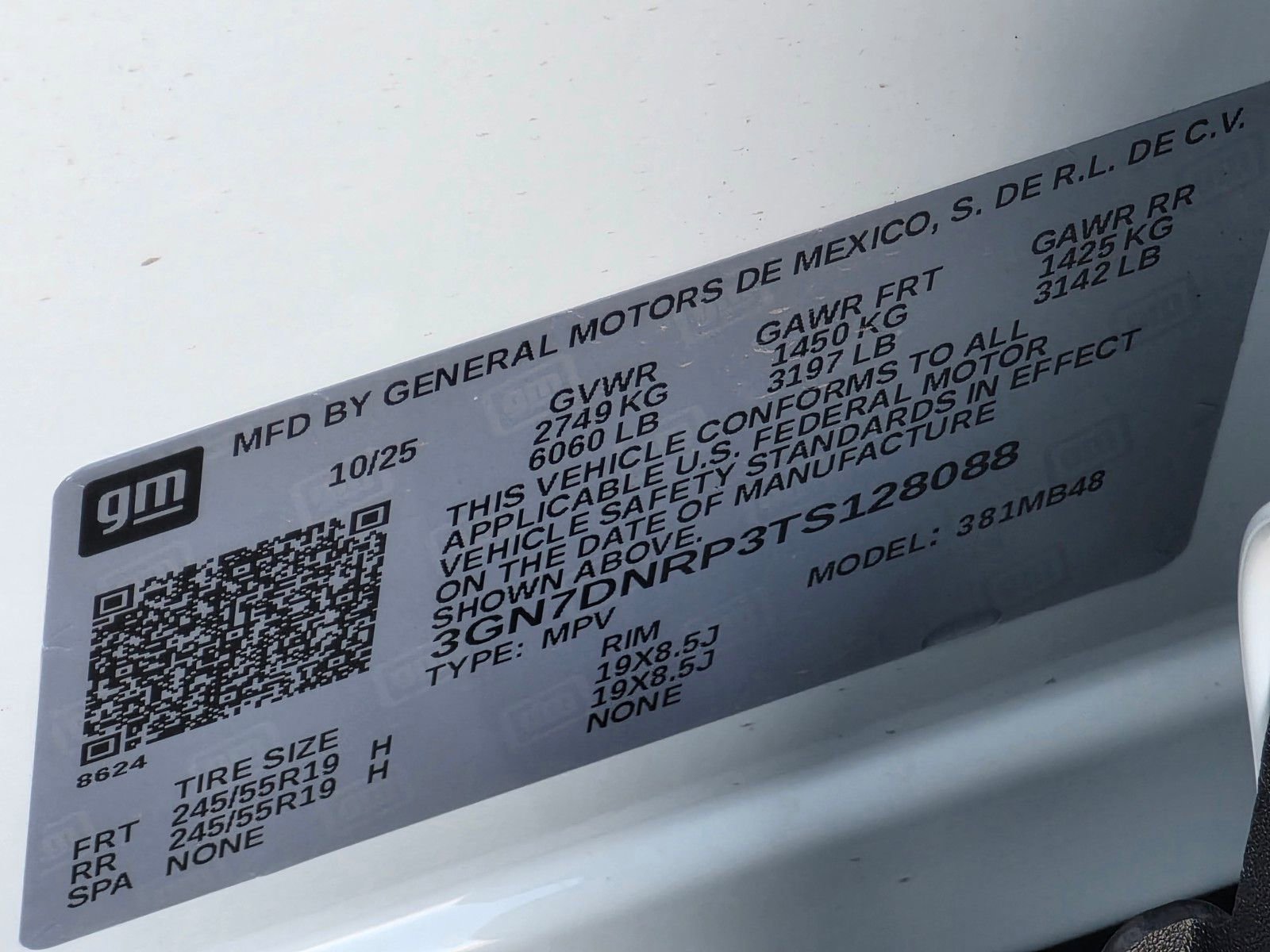 New 2026 Chevrolet Equinox EV LT image 33