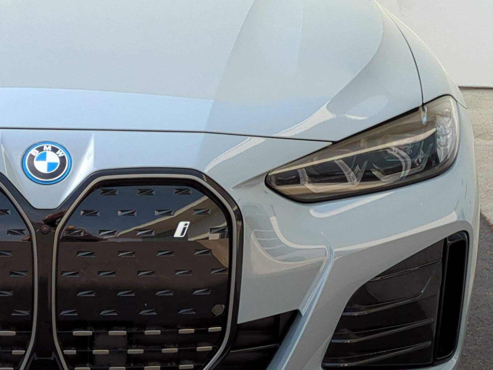 Certified 2024 BMW i4 eDrive40 w/ M Sport Package image 6