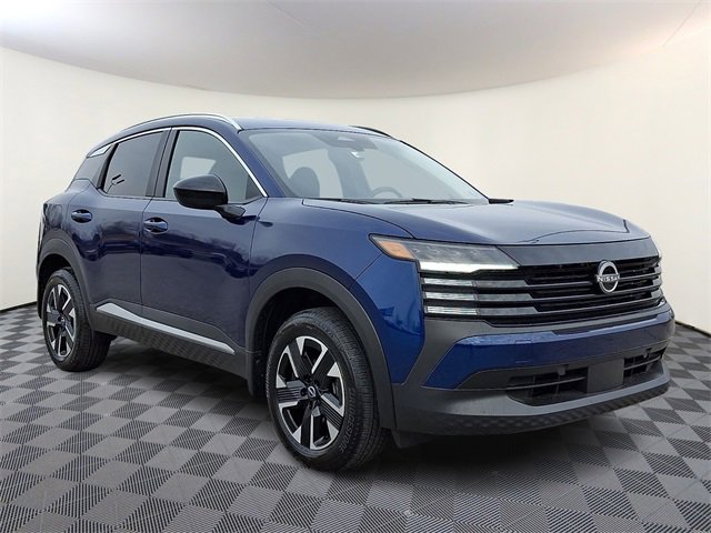 New 2026 Nissan Kicks SV w/ Charging Package