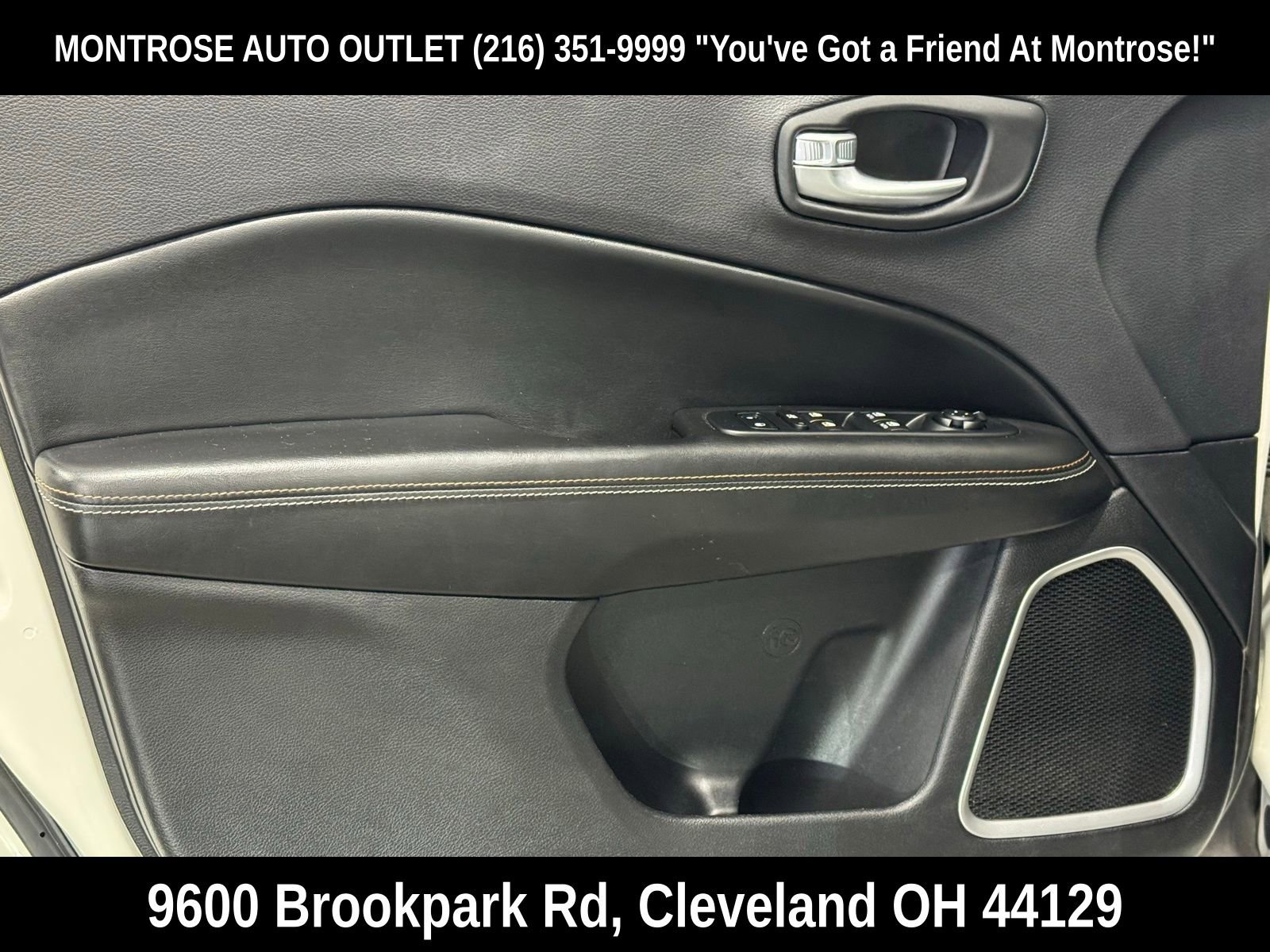 Used 2017 Jeep Compass Latitude w/ Popular Equipment Group image 11