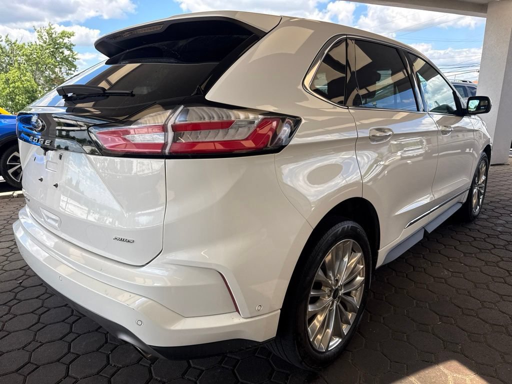 Used 2021 Ford Edge Titanium w/ Equipment Group 301A AWD/4WD image 6