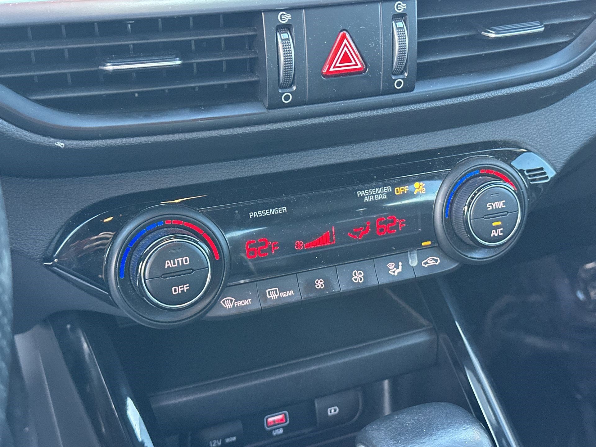 Certified 2023 Kia Forte GT-Line FWD image 16