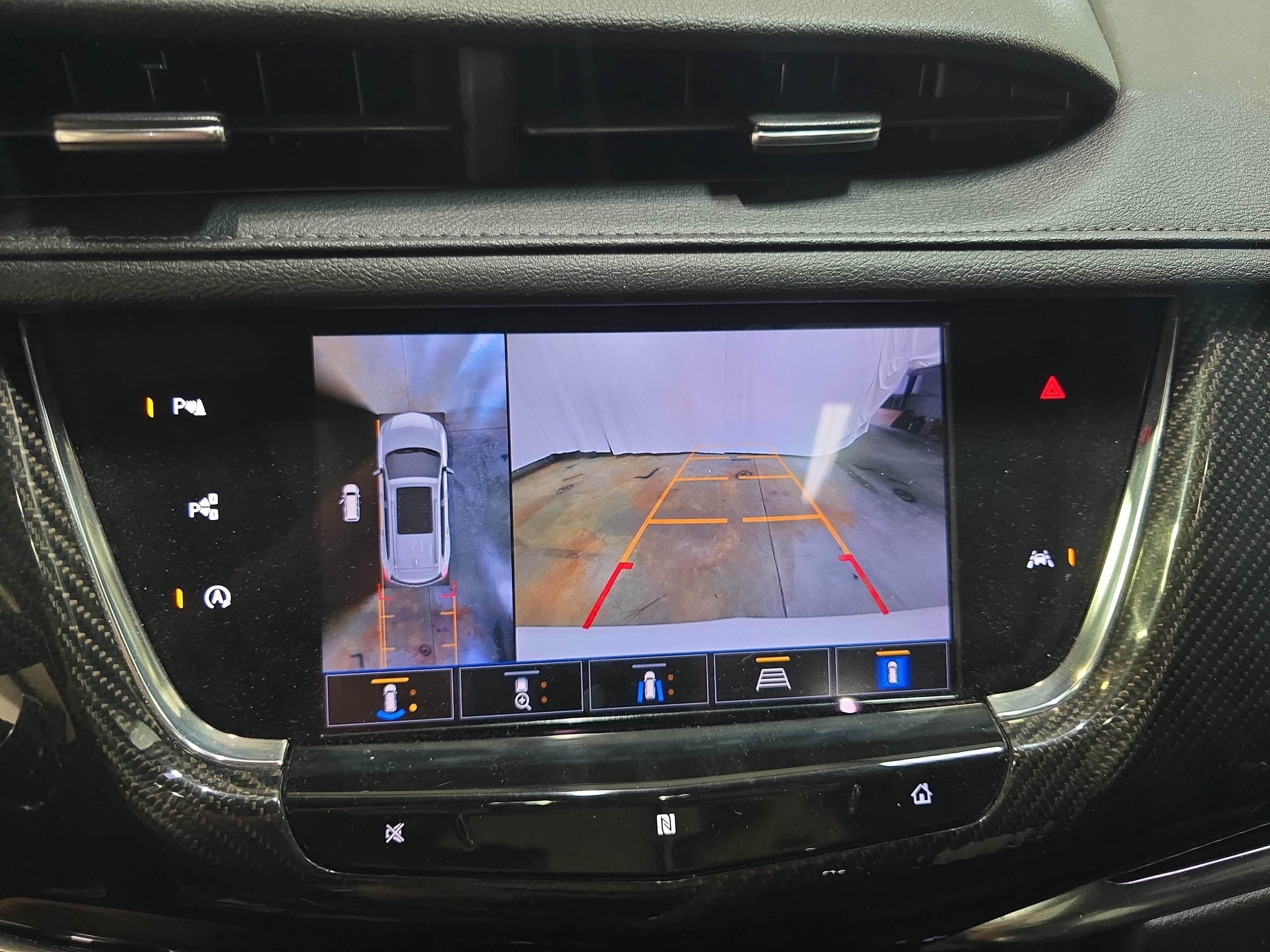 Used 2021 Cadillac XT6 Sport AWD/4WD image 20