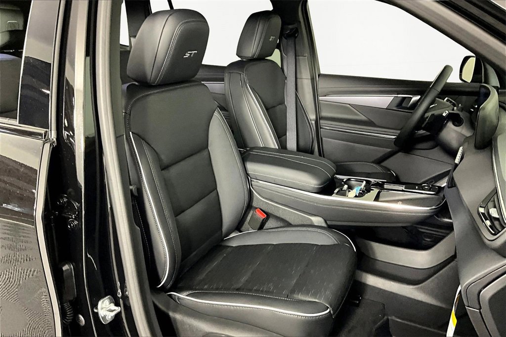 New 2026 Buick Enclave Sport Touring w/ Super Cruise Package image 12