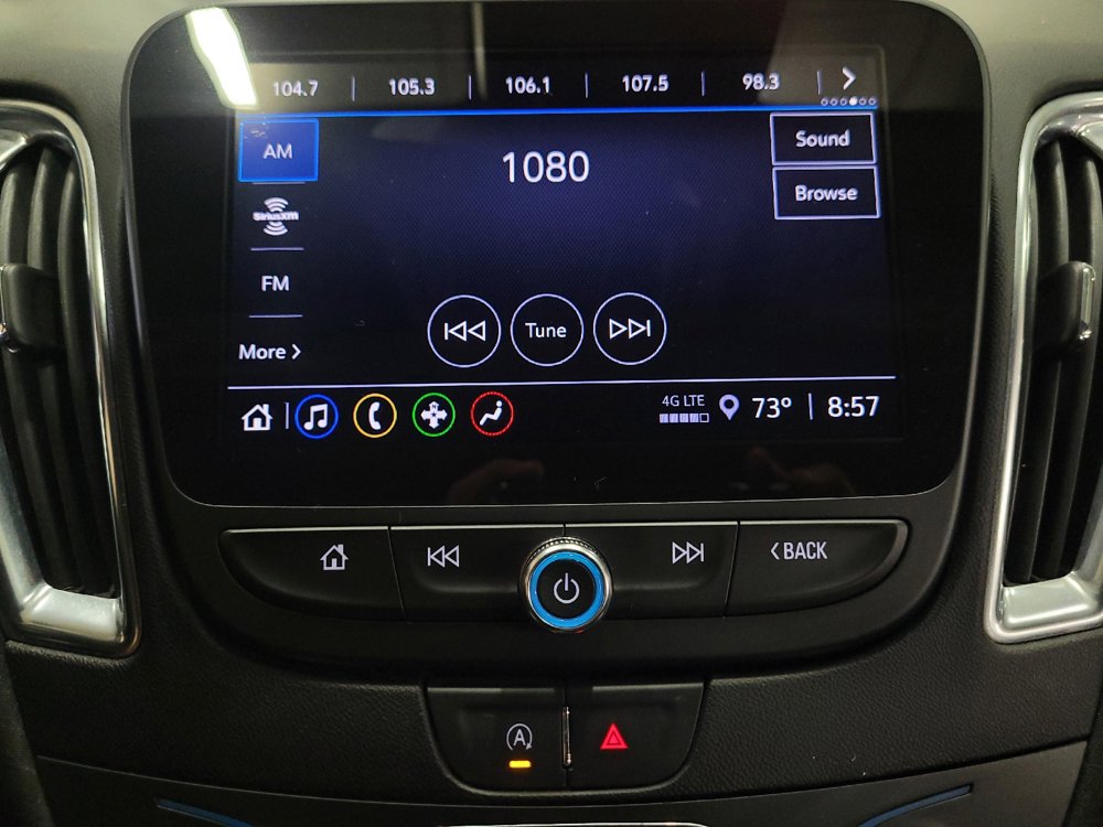 Used 2021 Chevrolet Malibu LT FWD image 25