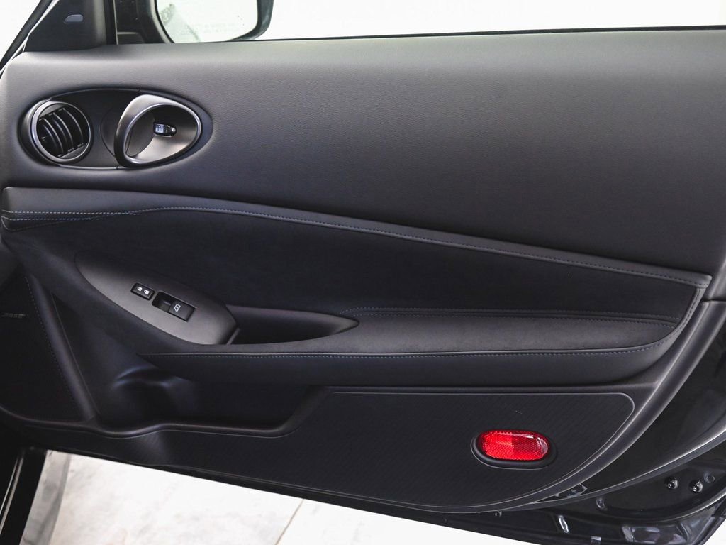 Used 2025 Nissan Z Performance w/ Floor Mat Package image 11