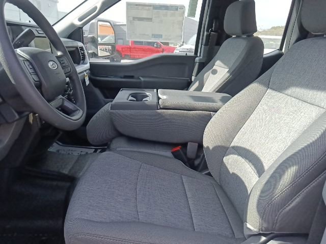 New 2026 Ford F250 XL w/ XL Chrome Package image 15