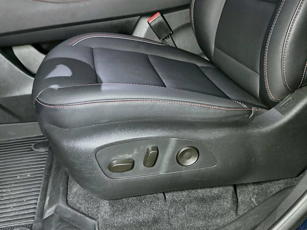 Used 2025 Chevrolet Traverse Z71 w/ Driver Confidence Package AWD/4WD image 18