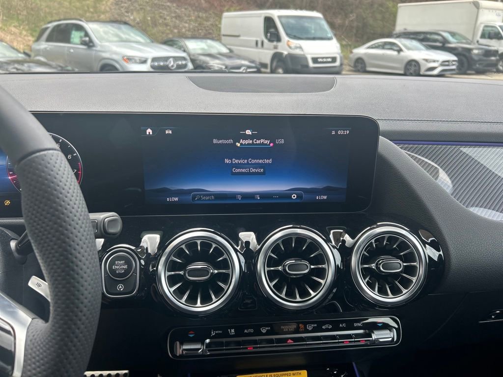 New 2026 Mercedes-Benz GLA 35 AMG 4MATIC image 19