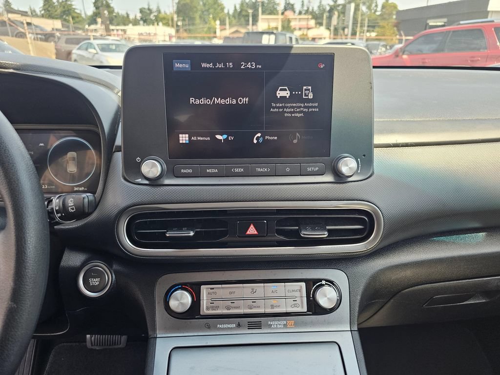 Used 2023 Hyundai Kona SE FWD image 25