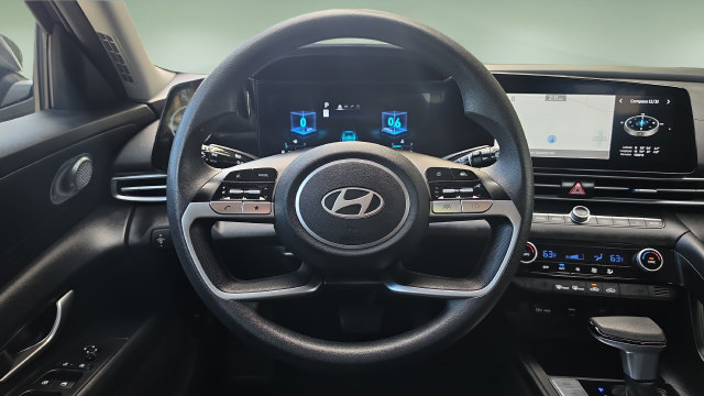 Used 2024 Hyundai Elantra SEL FWD image 10