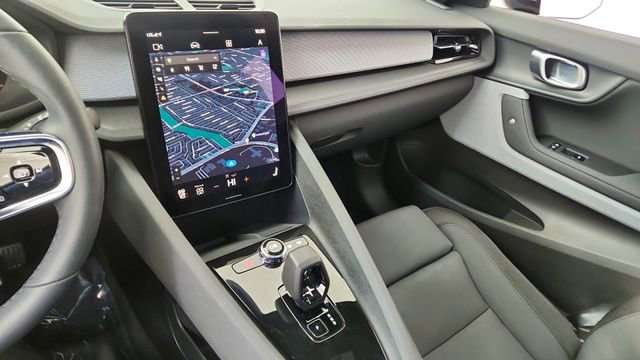Used 2024 Polestar Polestar 2 image 42