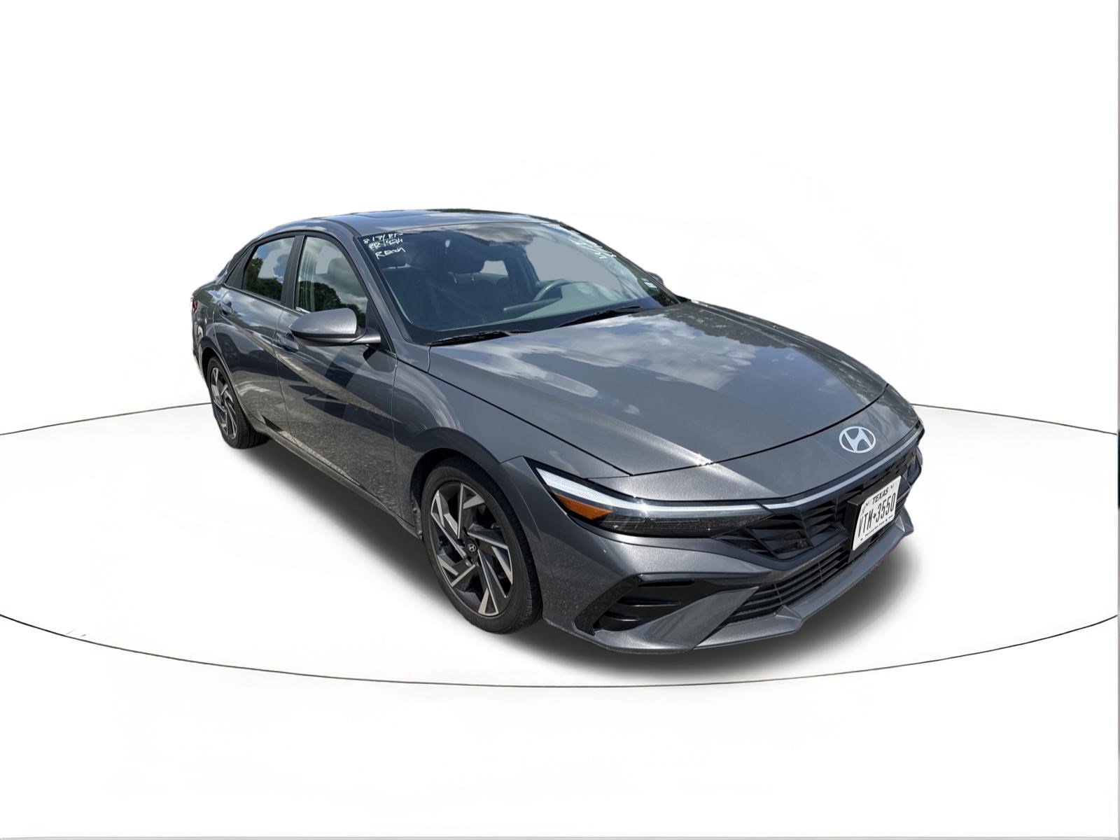 Used 2025 Hyundai Elantra SEL FWD image 1