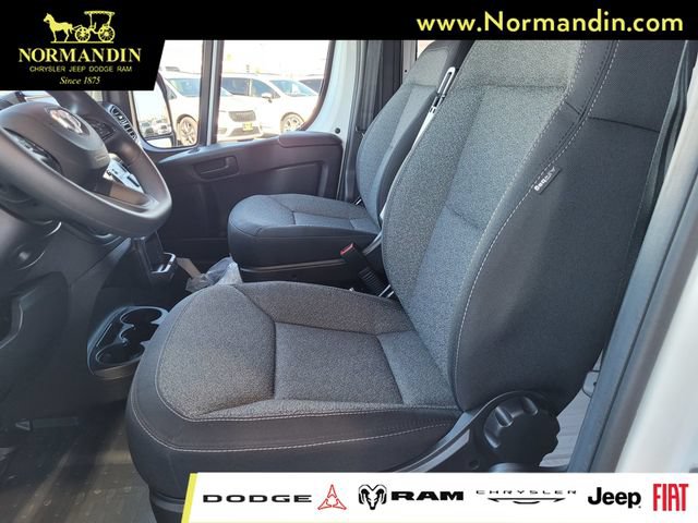 Used 2025 RAM ProMaster 2500 w/ Crew Van Package FWD image 16