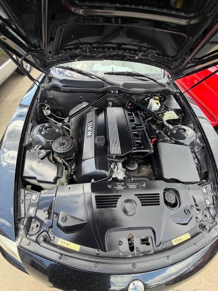 Used 2003 BMW Z4 3.0i image 9