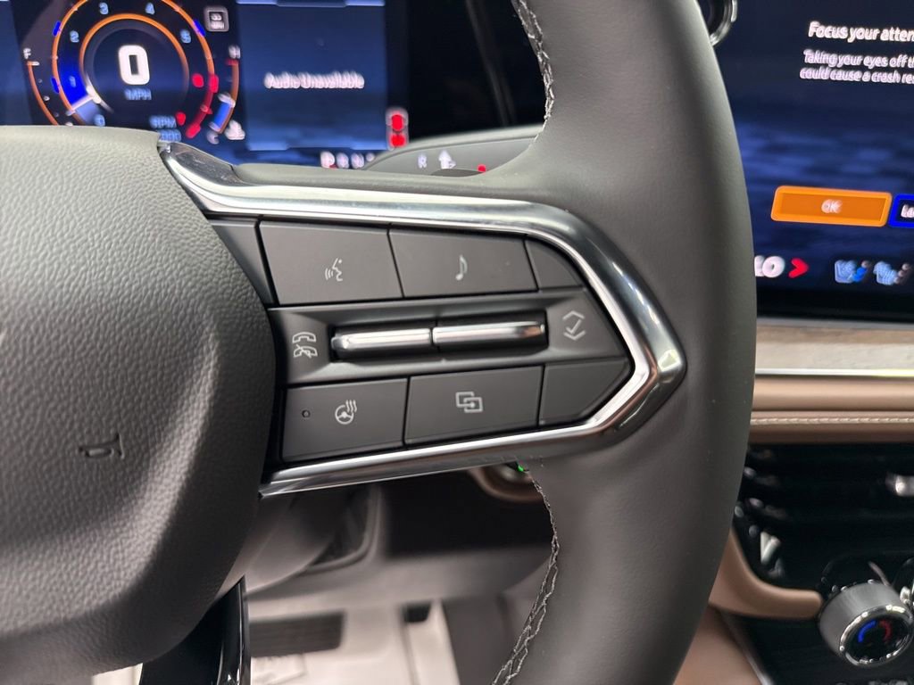 New 2025 Chevrolet Suburban High Country image 28