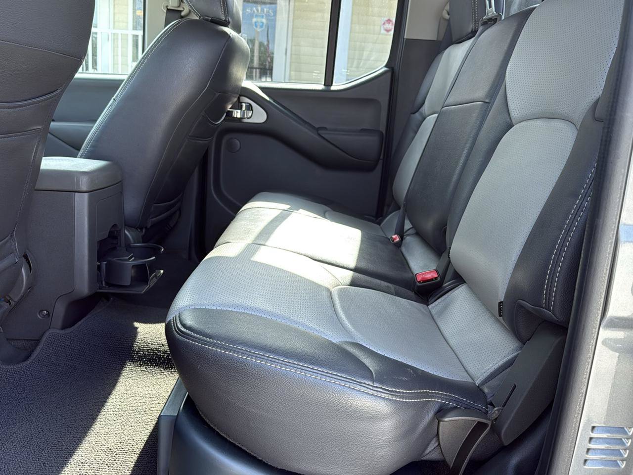 Used 2018 Nissan Frontier PRO-4X AWD/4WD image 23