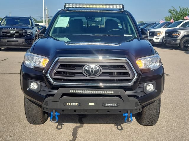 Used 2022 Toyota Tacoma SR5 AWD/4WD image 8