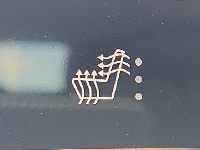 New 2025 Buick Envision Sport Touring image 36