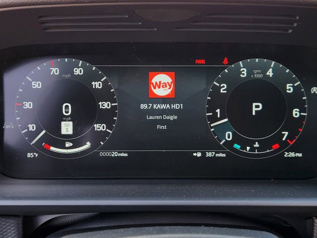 Used 2026 Land Rover Discovery Limited Edition image 11