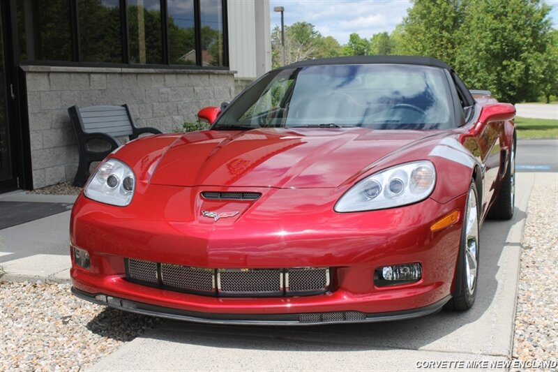 Used 2011 Chevrolet Corvette Grand Sport w/ Preferred Equipment Group RWD image 13