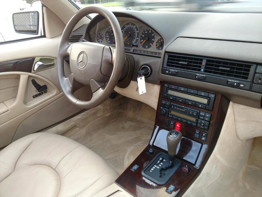 Used 1997 Mercedes-Benz SL 320 image 11