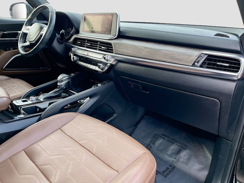 Used 2022 Kia Telluride SX w/ SX Prestige Package image 30