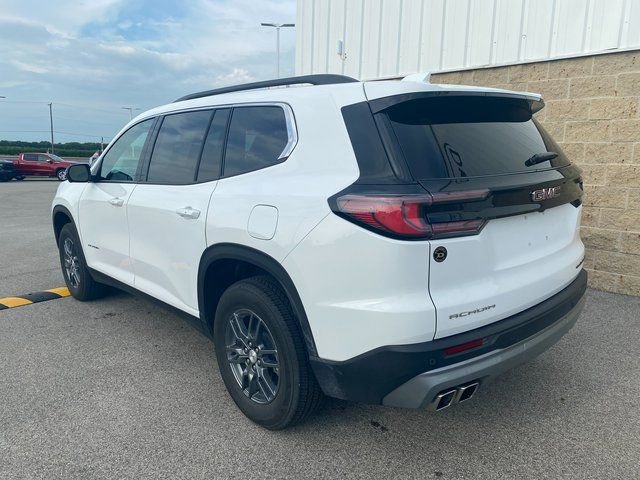 Used 2025 GMC Acadia Elevation image 7