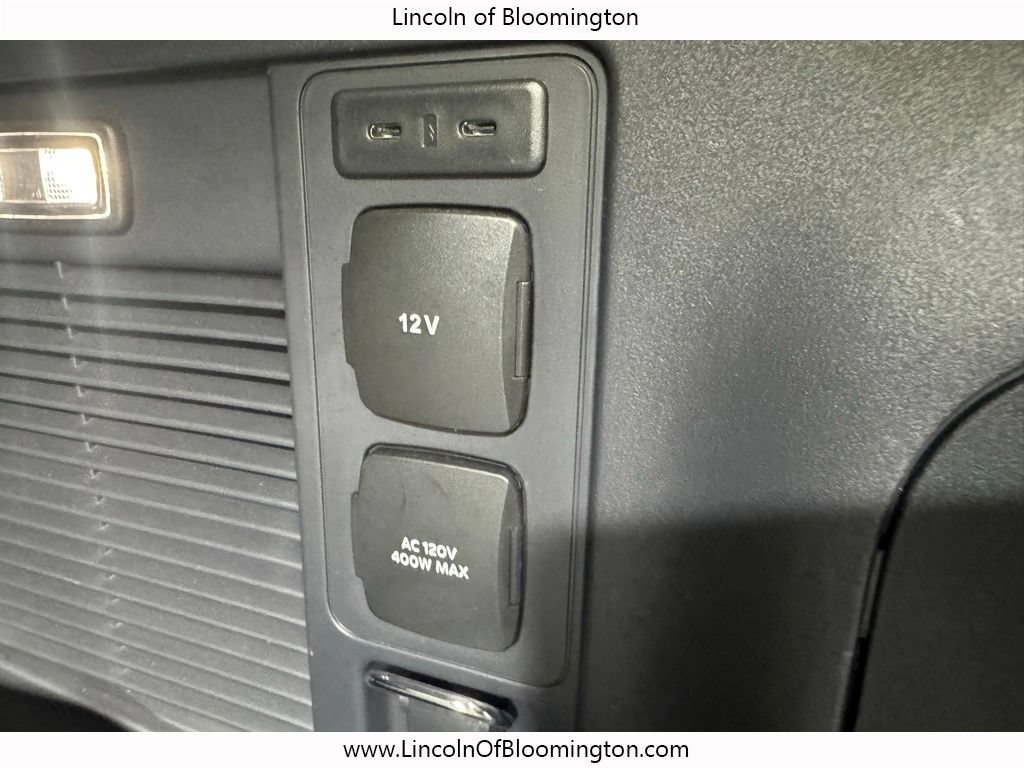 Certified 2025 Lincoln Navigator L Black Label AWD/4WD image 32