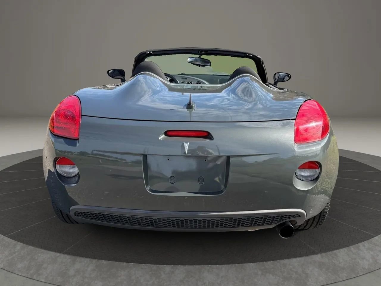 Used 2009 Pontiac Solstice Convertible w/ Preferred Package image 8