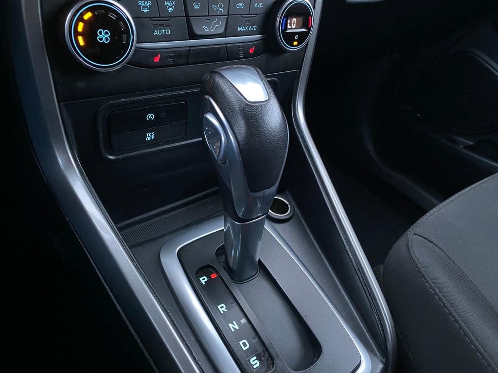 Used 2021 Ford EcoSport SE w/ SE Convenience Package image 17