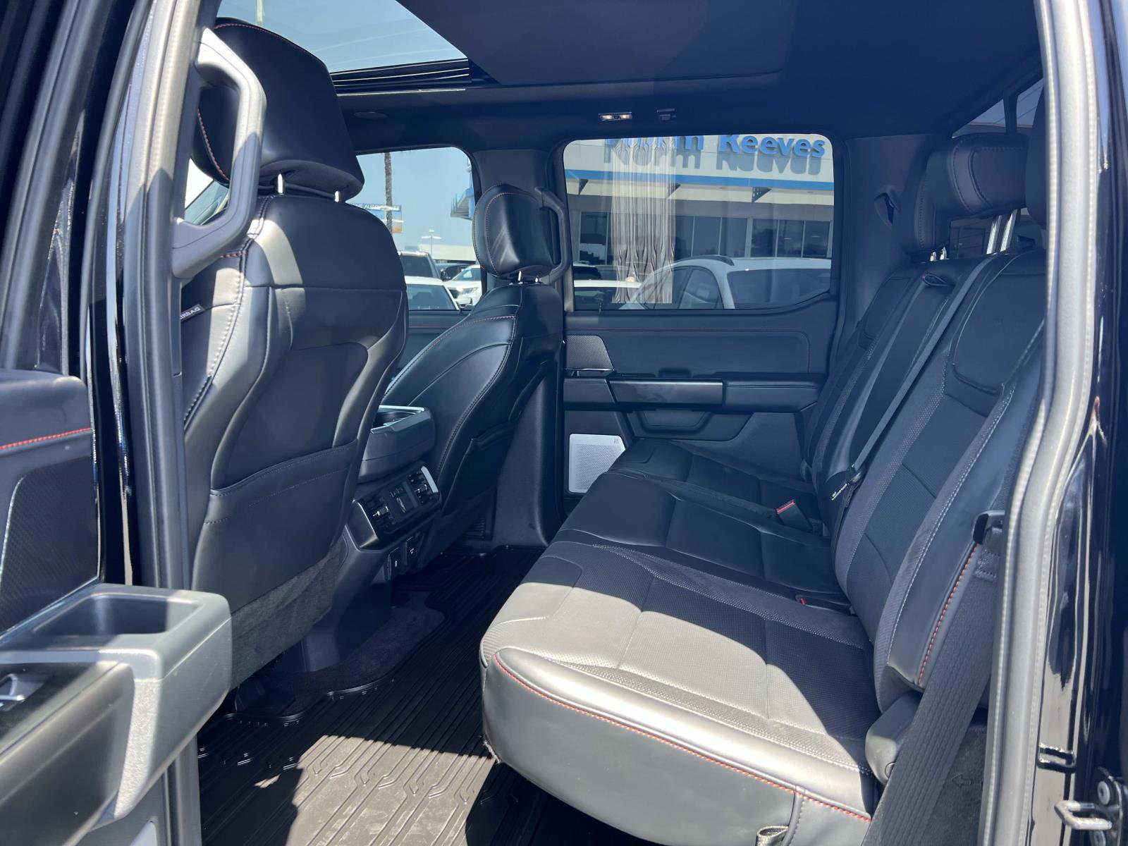 Used 2025 Ford F150 Raptor AWD/4WD image 23