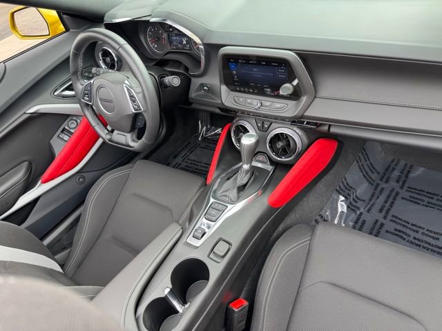 Used 2024 Chevrolet Camaro LT w/ Technology Package image 28