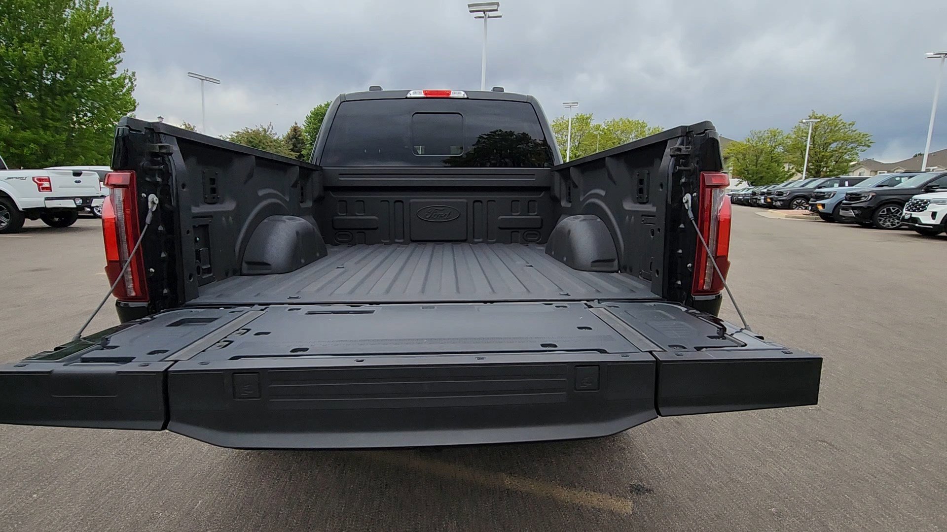 Certified 2025 Ford F150 King Ranch w/ FX4 Off-Road Package AWD/4WD image 40
