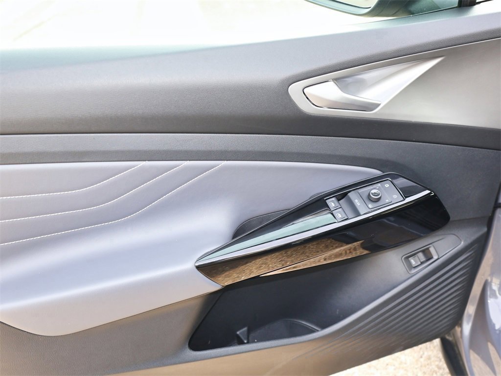 Used 2023 Volkswagen ID.4 Pro S image 16