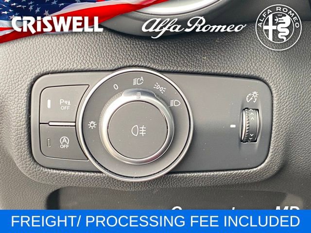 New 2025 Alfa Romeo Giulia AWD image 35